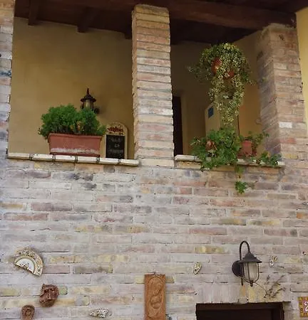 La Casuccia Di Отель типа 